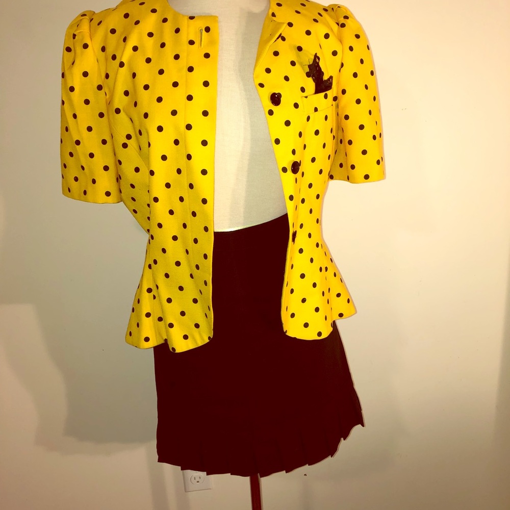 Express Skirt with pleated bottom